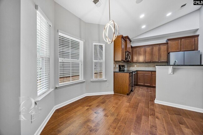 Building Photo - 157 Springhaven Dr