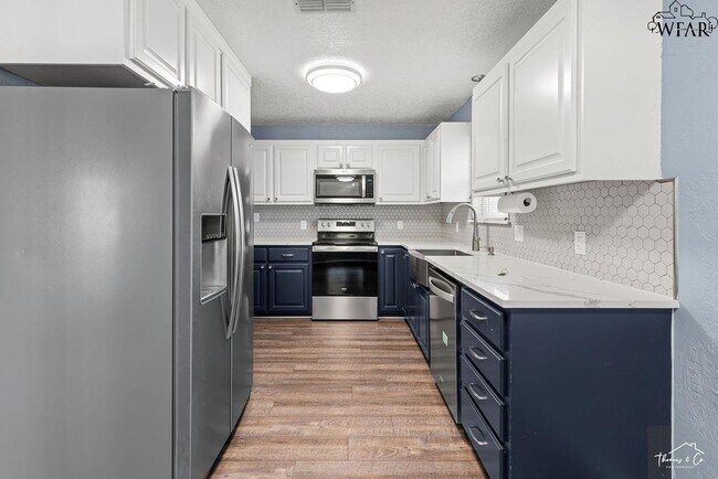 Building Photo - 1 McNabb Cir