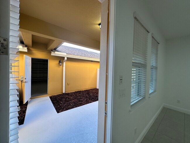 Building Photo - 15479 Sugar Citrus Dr