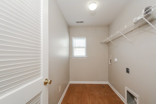 Building Photo - 3116 Mackinac Island Ln