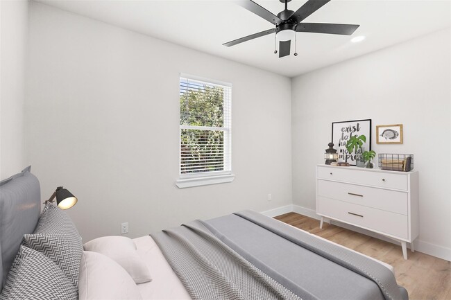 Building Photo - 2315 Progress Dr