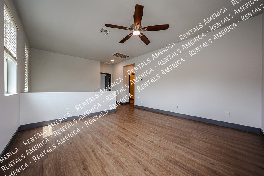 Building Photo - 9862 E Ignition Dr