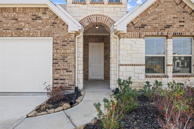 Building Photo - 27507 Aster Grn Dr