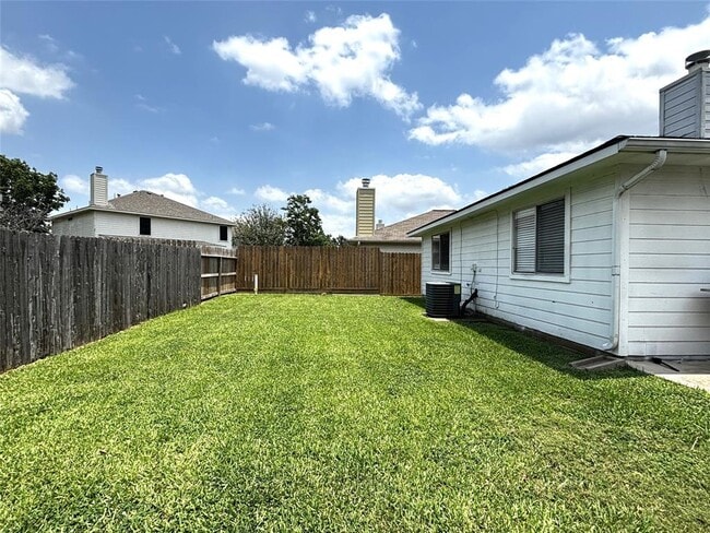 Building Photo - 17026 Samsarah Cir