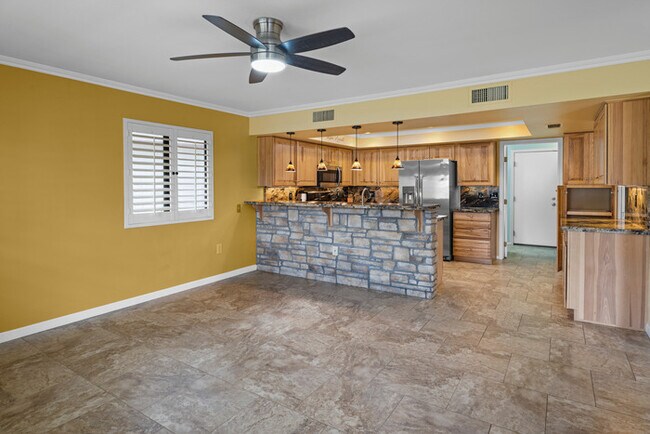 Building Photo - Your Oasis Awaits!