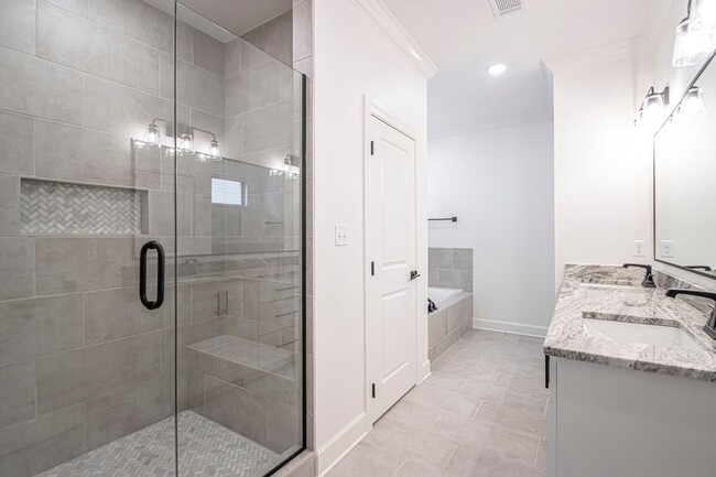 Building Photo - New Construction 4 bed 2 1/2 Bath, 2,310 s...