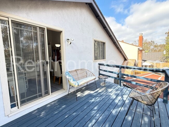 Building Photo - 10990 Red Rock Dr