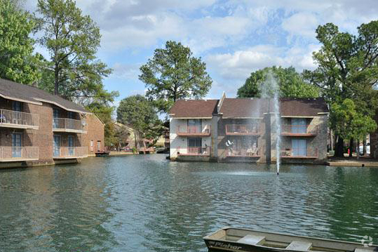 Primary Photo - The Residences at Lakeview