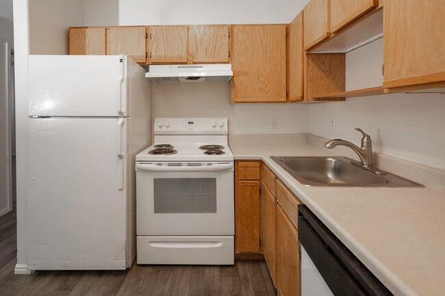 Building Photo - Silver Pines Senior Community