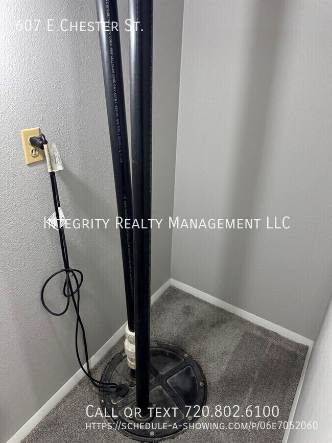 Building Photo - 607 E Chester St