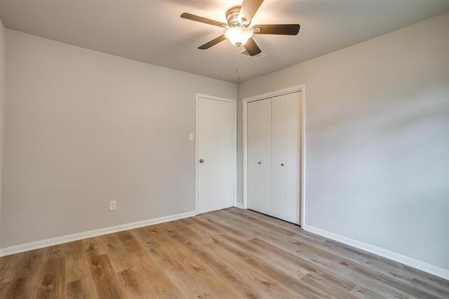 Building Photo - 144 NW Suzanne Terrace