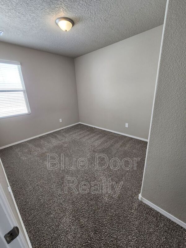 Building Photo - 10637 Aspiration Ln SW