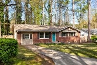 Building Photo - 2883 Fantasy Ln
