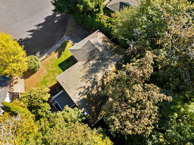 Building Photo - 1107 Meadowview Ct