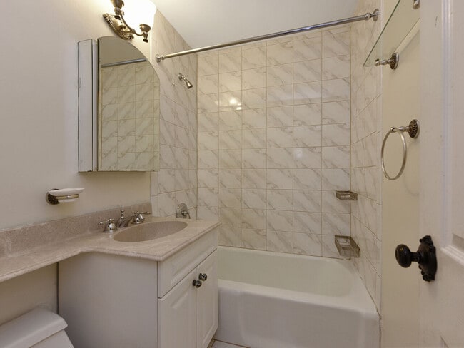 2nd Full Bath with Tub and Shower - 5 Schenck Ave