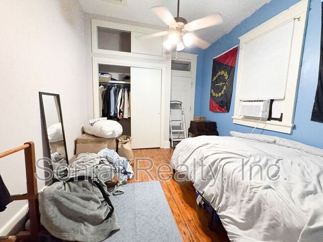 Building Photo - 2540 D'Abadie St