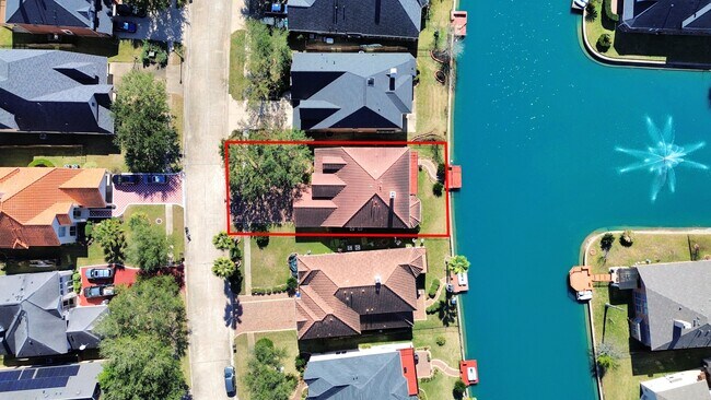 Building Photo - 14302 Jaubert Ct