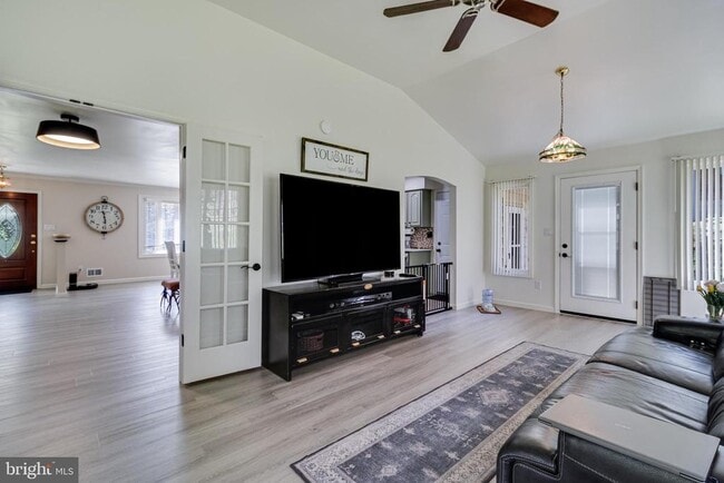 Building Photo - 509 Dogwood Ct