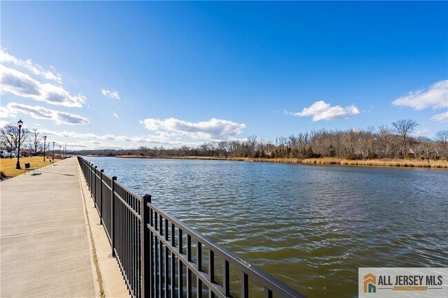 Building Photo - 4 Barton Ave