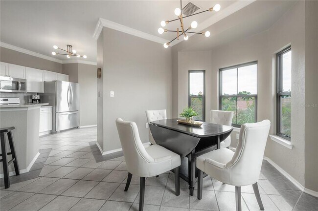 Building Photo - 2709 Via Cipriani