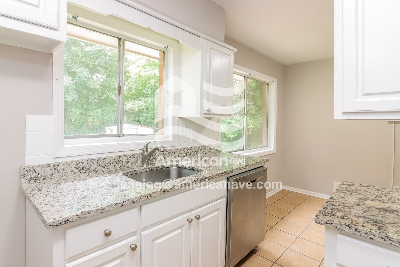 Building Photo - 453 Camden Dr