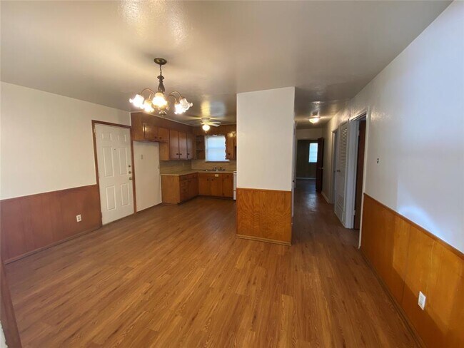 Building Photo - 3505 Grady St