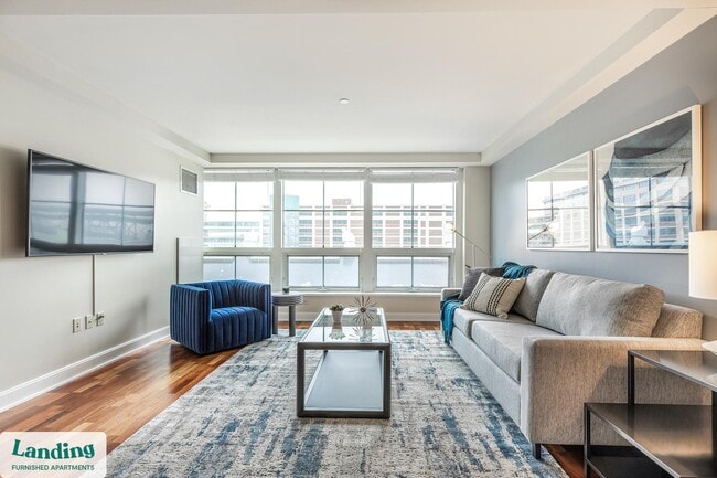 Building Photo - 100 River Park Dr