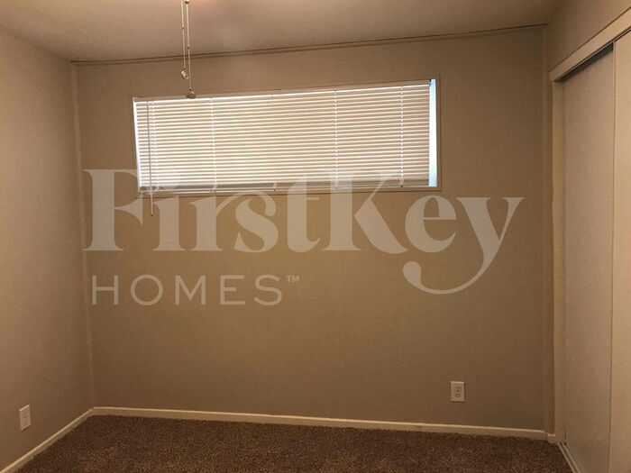 Building Photo - 4747 Everman Dr