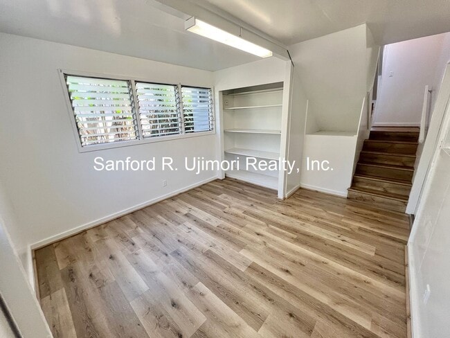 Building Photo - 20 Cypress Ave