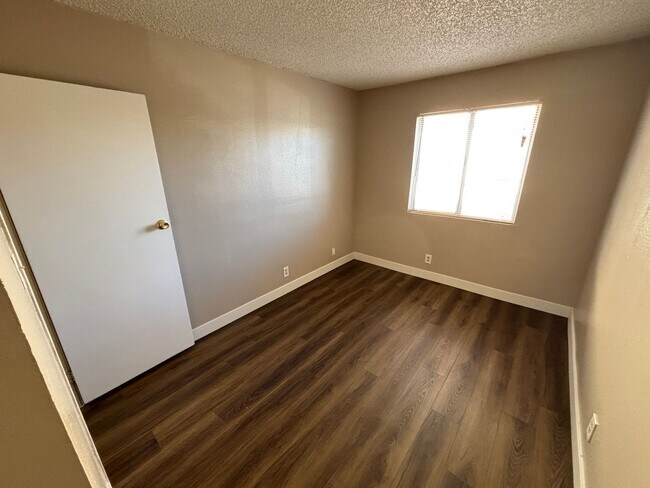 Building Photo - 155 Westminster Way