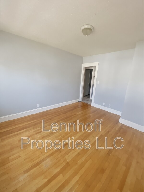 Building Photo - 497-499 Andover Street - 497-2