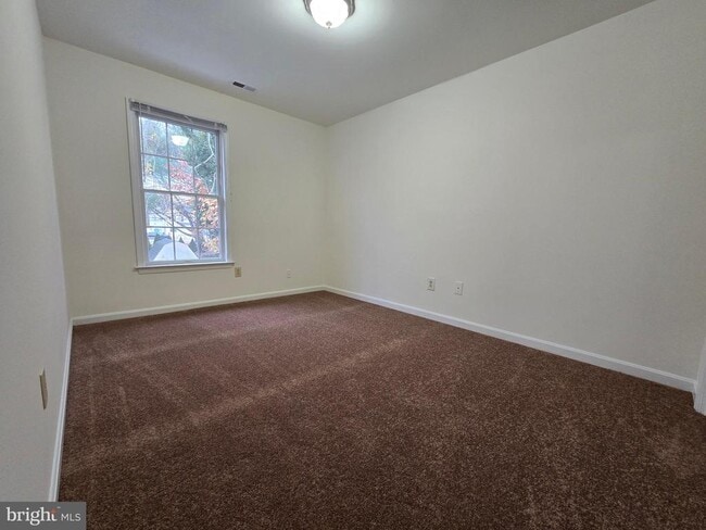 Building Photo - 116 Lowber St