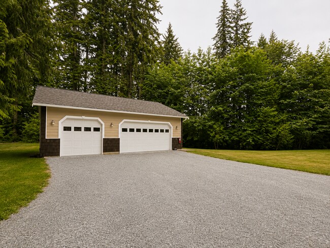 Building Photo - Private Arlington Retreat