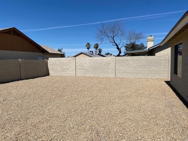Building Photo - 444 N 64th St