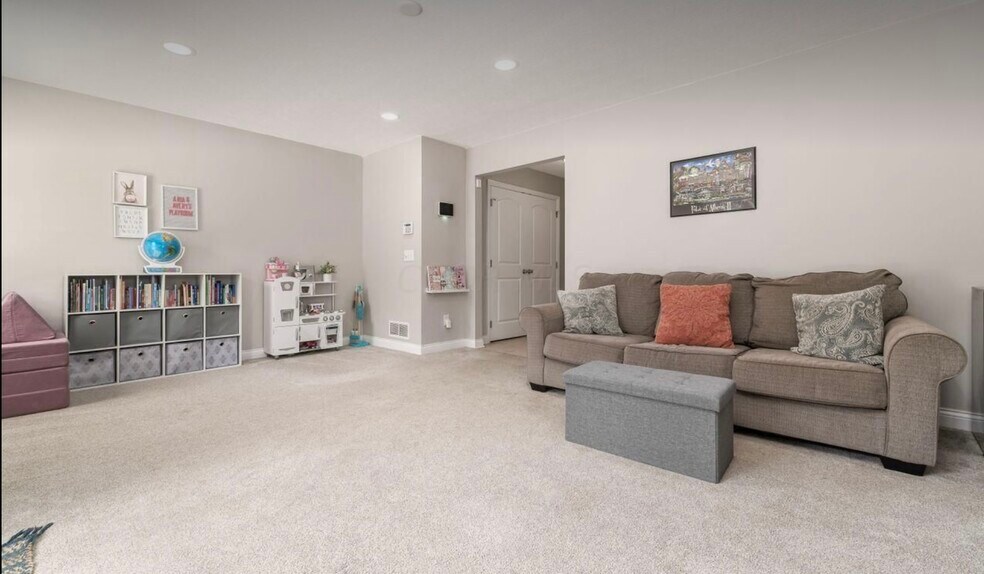 Building Photo - 6305 Chetti Dr