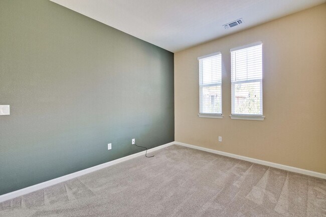Building Photo - 309 Rayos Del Sol Dr