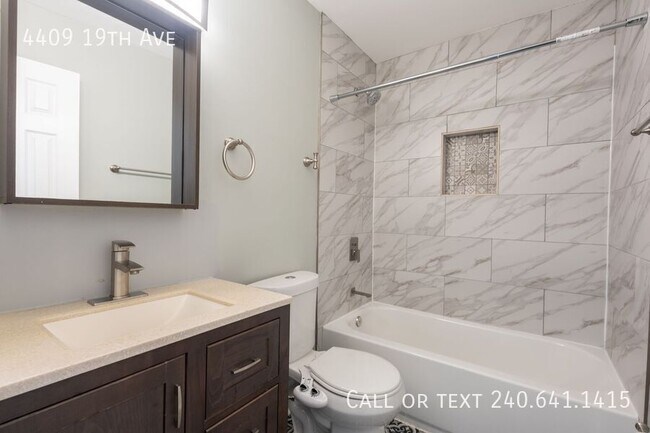 Building Photo - 4409 19th Ave