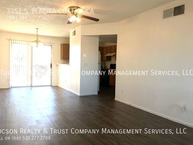 Primary Photo - Nice townhome in Mission Shadows!!