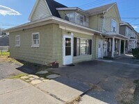Building Photo - AVAILABLE NOW! 1 bedroom 1 bathroom apartment in Newport, PA