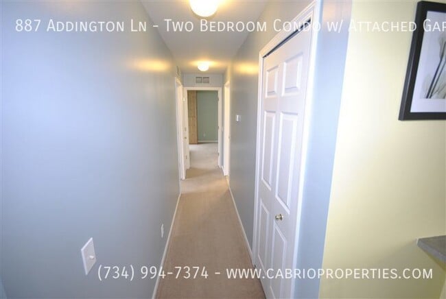 Building Photo - 887 Addington Ln