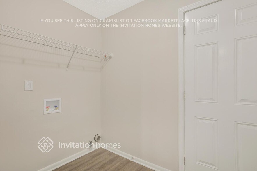 Building Photo - 567 San Pablo Dr