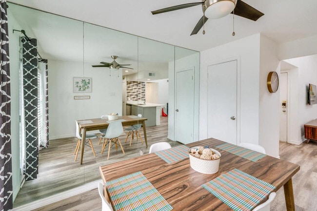 Building Photo - 85 Phoenix Dr