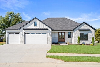 Building Photo - 5201 Buttercup Dr