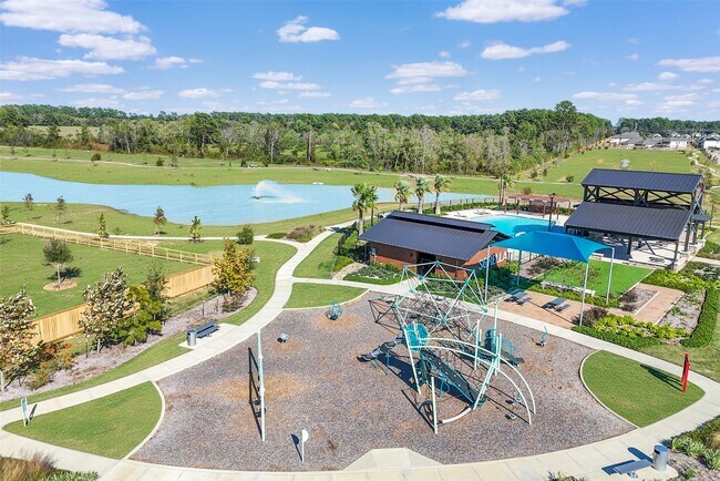 Building Photo - 21315 Mountain Haya Trl