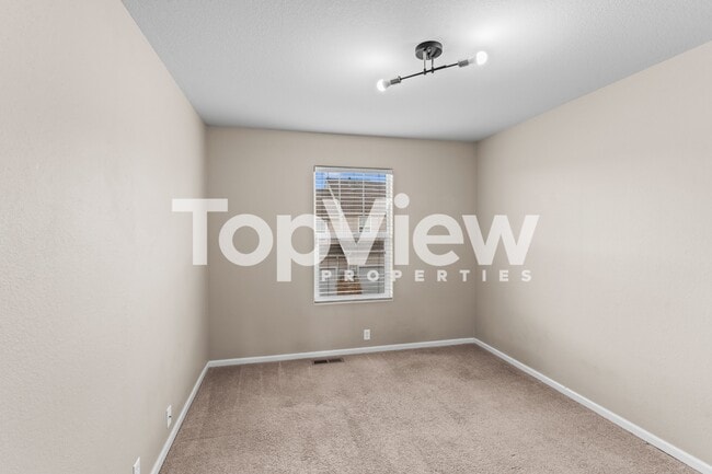 Building Photo - 7045 Red Sand Grove