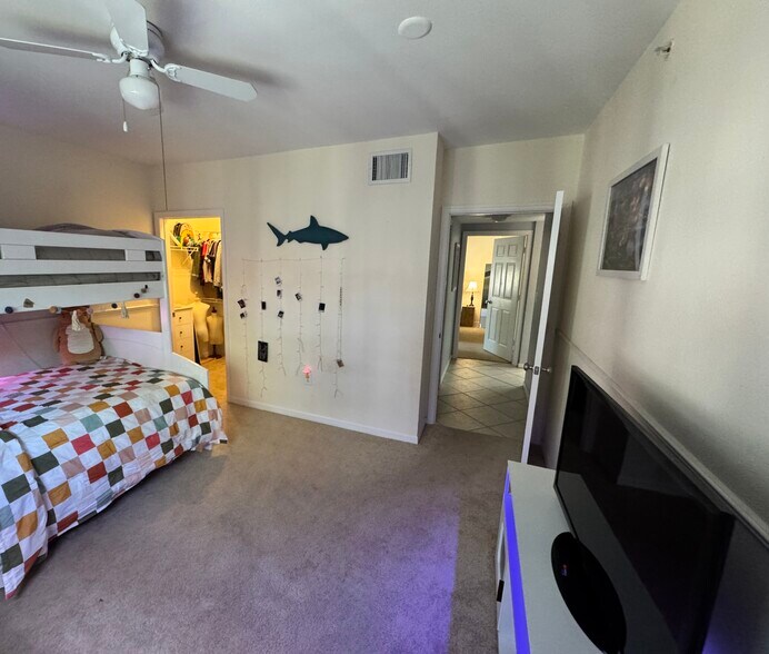 Building Photo - 6556 Emerald Dunes Dr