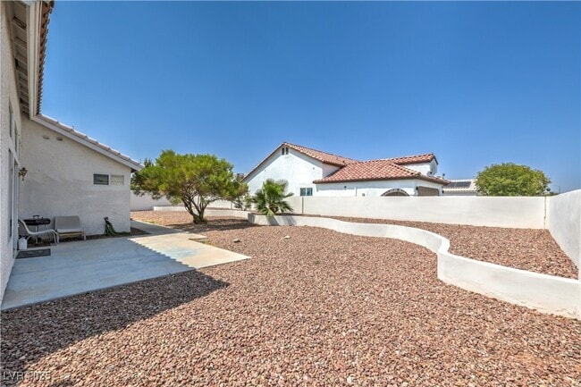 Building Photo - 4765 Calavo St