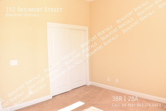 Building Photo - Hearthstone Lakes