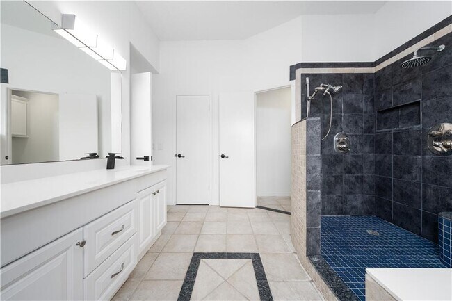 Building Photo - 15903 Cornerwood Ct