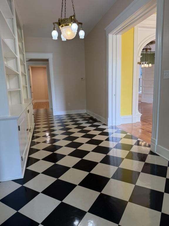 Building Photo - 2101 Cherokee Pkwy